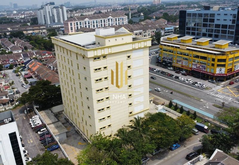 Taipan Business Centre, USJ 10
