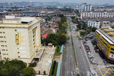 Taipan Business Centre, USJ 10