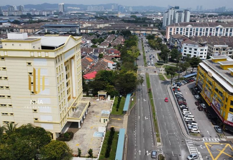 Taipan Business Centre, USJ 10