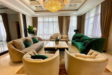 LUXORIOUS 3 STOREY BUNGALOW HOUSE, PUTRA HILL, BANGI