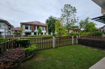 Isle of Botanica, Setia Eco Glades