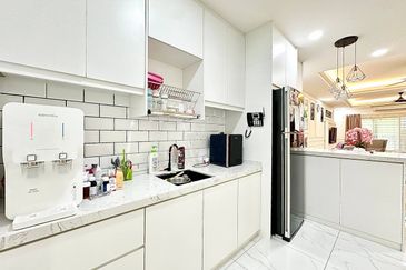 Albury 2 @ Mahkota Hills