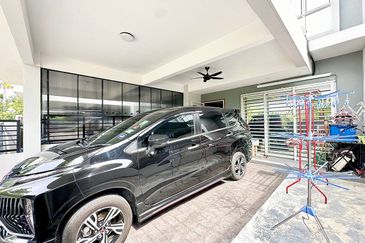 Albury 2 @ Mahkota Hills