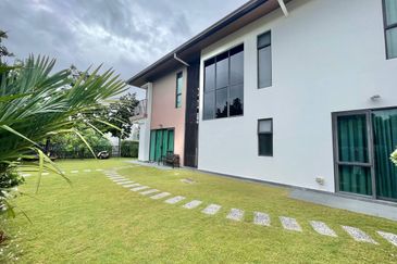 Lepironia Gardens, Setia Eco Glades