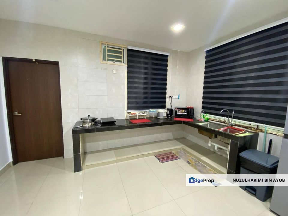 Rumah Teres 2 Tingkat End Lot 5 Minit Ke Putrajaya, Selangor, Kajang