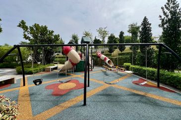 New unit 2 Bedroom never occupied at Tangerines Suites , Sunsuria City