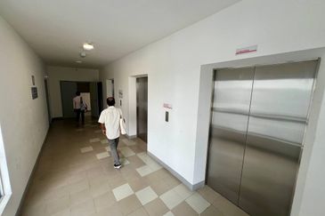 New unit 2 Bedroom never occupied at Tangerines Suites , Sunsuria City