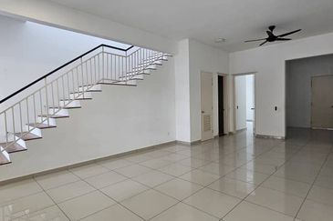 Cradleton @ Eco Majestic