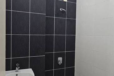 Cradleton @ Eco Majestic