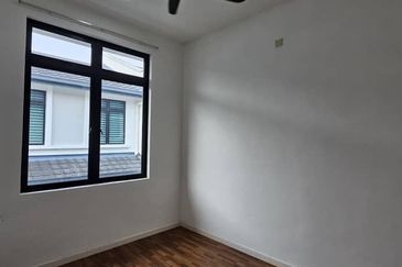 Cradleton @ Eco Majestic