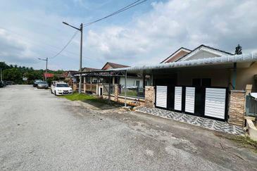 Taman Tasik Semenyih (Lake Residence)