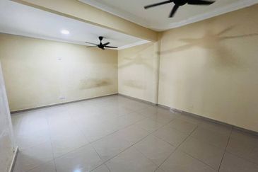 Taman Tasik Semenyih (Lake Residence)