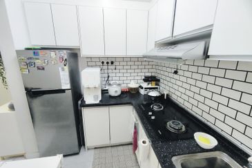 Alam Budiman Condominium (Pangsapuri Alam Budiman)