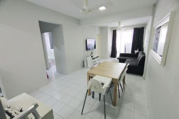 Alam Budiman Condominium (Pangsapuri Alam Budiman)