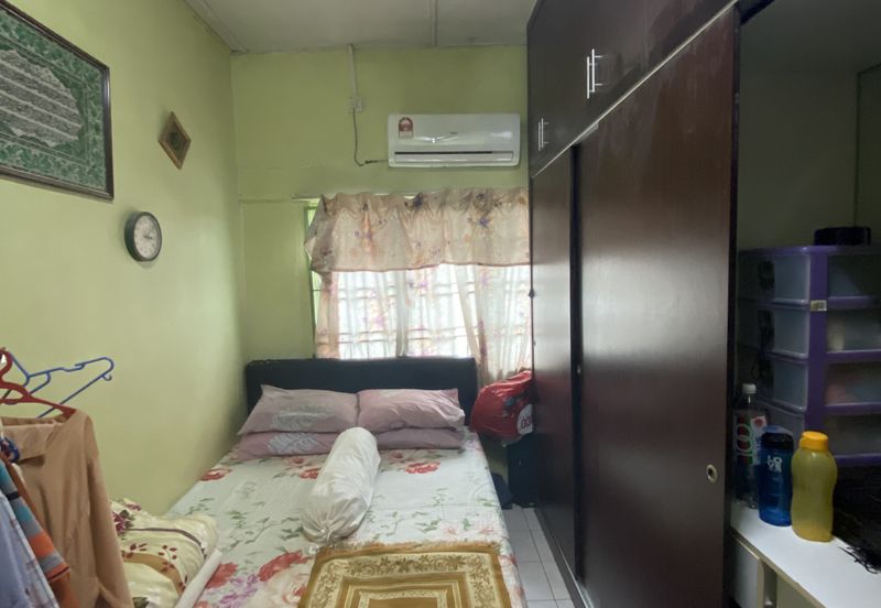 Taman Kinrara Seksyen 2