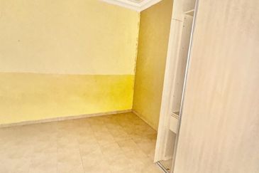 Jalan Suasana, Bandar Tun Hussein Onn