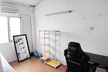 [FREEHOLD] NON BUMI FULLY EXTENDED COMPLETE FANS AND LIGHTING DOUBLE STOREY TERRACE HOUSE TAMAN BUKIT BARU PERMAI MEWAH KAJANG UTAMA