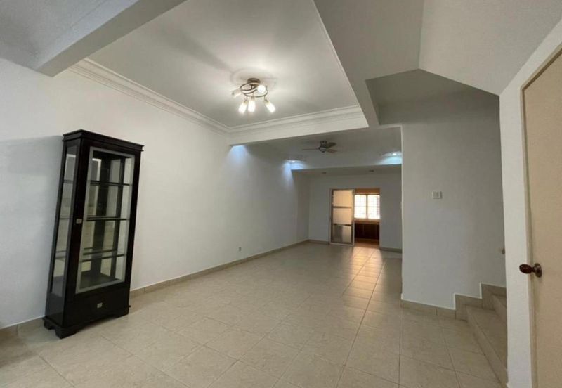 Jalan Putra Prima 4/3 