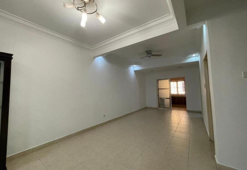 Jalan Putra Prima 4/3 