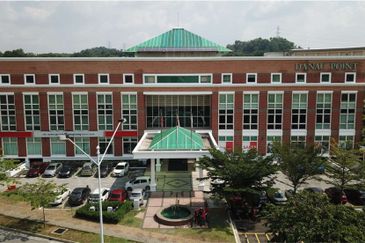 4 Storey Building at Prime Location Precint 16 Putrajaya near Alamanda