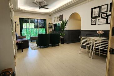 Apartment Desa Temenggung for sale in Batu Caves, Fully Renovated