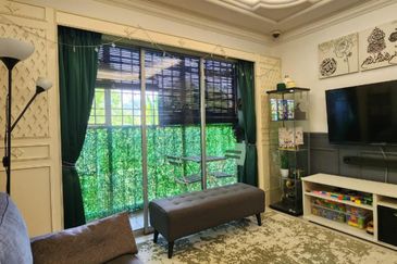 Apartment Desa Temenggung for sale in Batu Caves, Fully Renovated