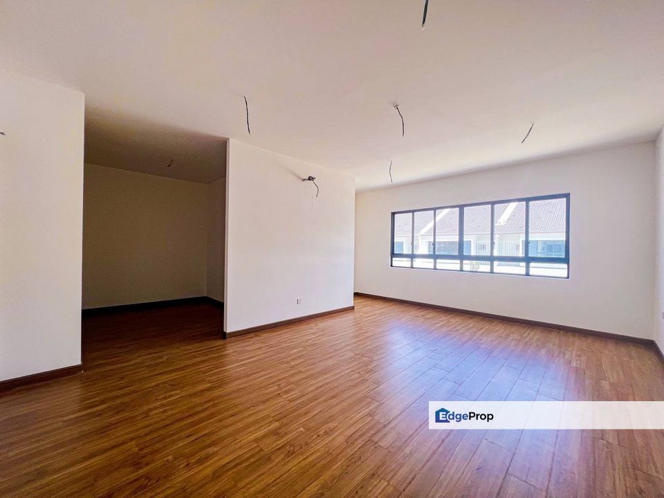 Non Bumi Lot Double Storey Superlink Sejati Lakeside Cyberjaya , Selangor, Cyberjaya