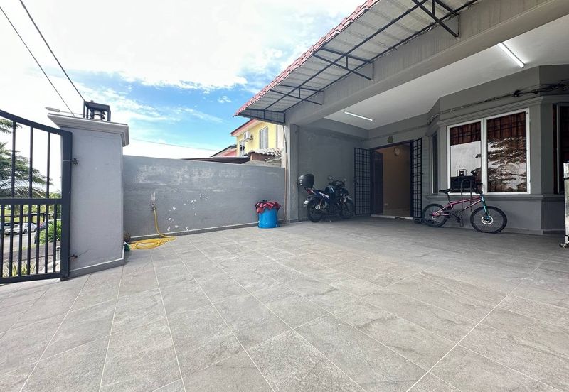 Taman Saujana Puchong