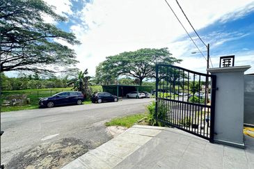 Taman Saujana Puchong