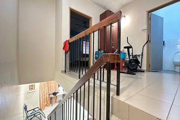 Taman Saujana Puchong