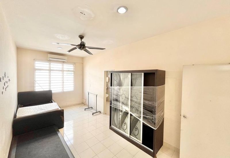 Jalan Taman Putra Impiana