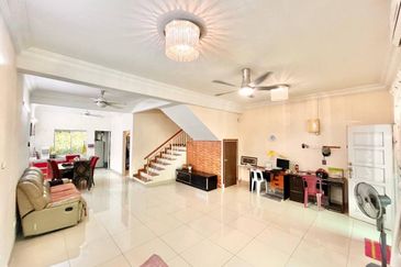 Jalan Taman Putra Impiana