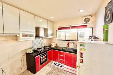 Jalan Taman Putra Impiana