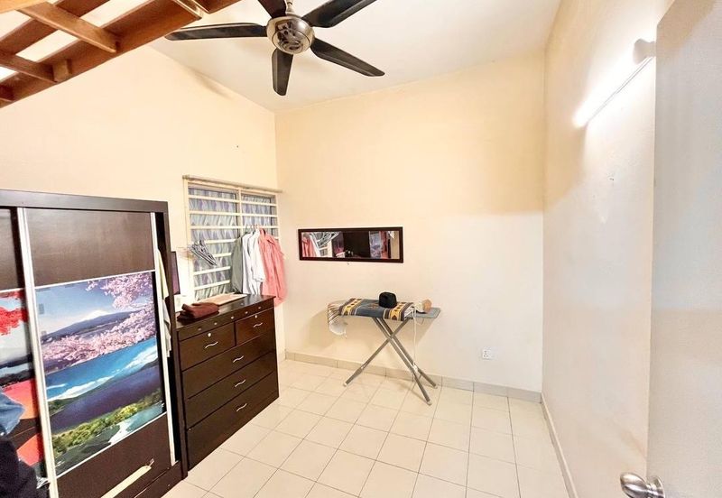 Jalan Taman Putra Impiana