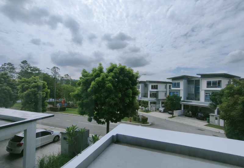 CHEAPEST🏡3 Storey Semi D Cluster Parkfield Tropicana Heights Kajang