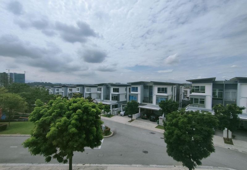 CHEAPEST🏡3 Storey Semi D Cluster Parkfield Tropicana Heights Kajang