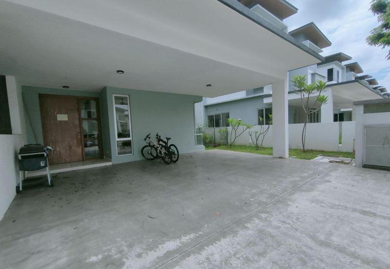 CHEAPEST🏡3 Storey Semi D Cluster Parkfield Tropicana Heights Kajang