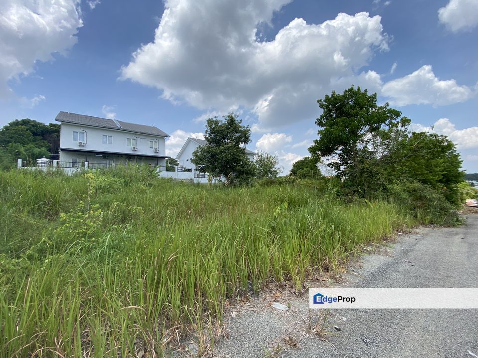 Tanah Lot Banglo 5000sqft di Jenderam Hilir, Dengkil Selangor Untuk Dijual, Selangor, Dengkil