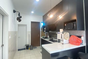 HUGE LAND Corner Lot 2 Storey Aria, Alam Impian