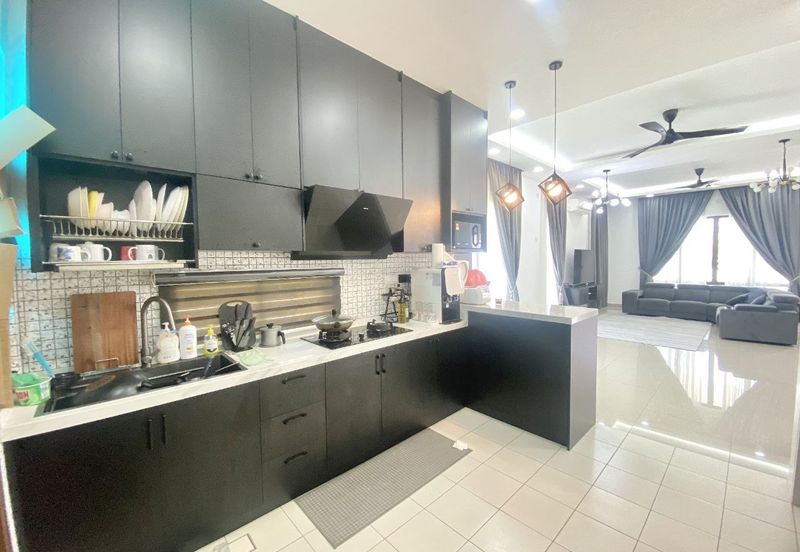 HUGE LAND Corner Lot 2 Storey Aria, Alam Impian