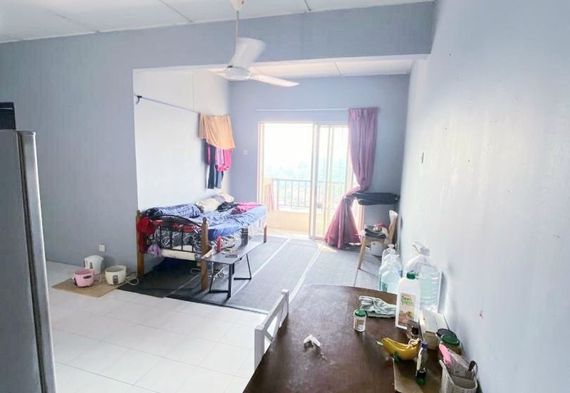 Vista Pinggiran, Taman Pinggiran Putra