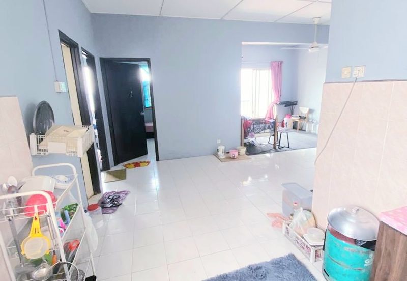 Vista Pinggiran, Taman Pinggiran Putra