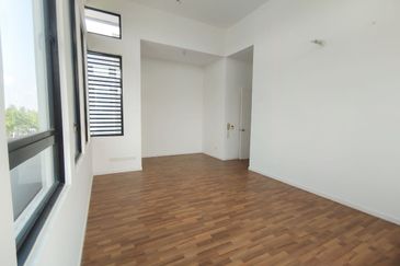 Tenderfields @ Eco Majestic