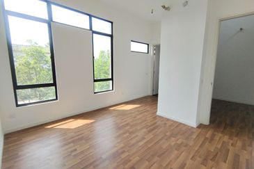 Tenderfields @ Eco Majestic