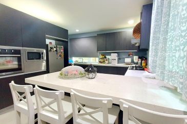 FULLY FURNISHED 2 STOREY TERRACE SEKSYEN 7 BANDAR SUNGAI LONG 