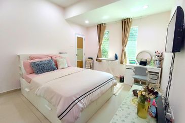 FULLY FURNISHED 2 STOREY TERRACE SEKSYEN 7 BANDAR SUNGAI LONG 