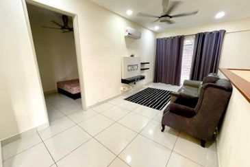 End Lot Goodview Heights Upper Unit Hibiscus Townhouse, Kajang Sg Long