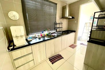 End Lot Goodview Heights Upper Unit Hibiscus Townhouse, Kajang Sg Long