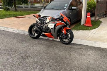 End Lot Goodview Heights Upper Unit Hibiscus Townhouse, Kajang Sg Long