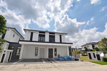  2 Storey Regent Garden, Eco Grandeur, Bandar Puncak Alam ( TYPE B )